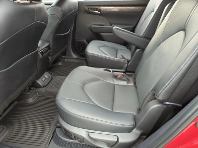2026 Toyota Highlander Hybrid Limited AWD (Natl)