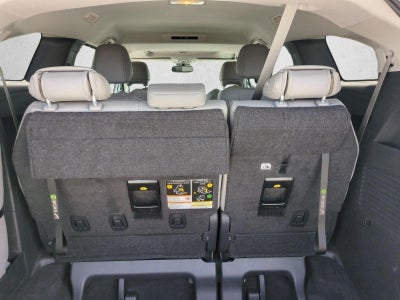 2025 Toyota Sienna XLE FWD 8-Passenger (Natl)