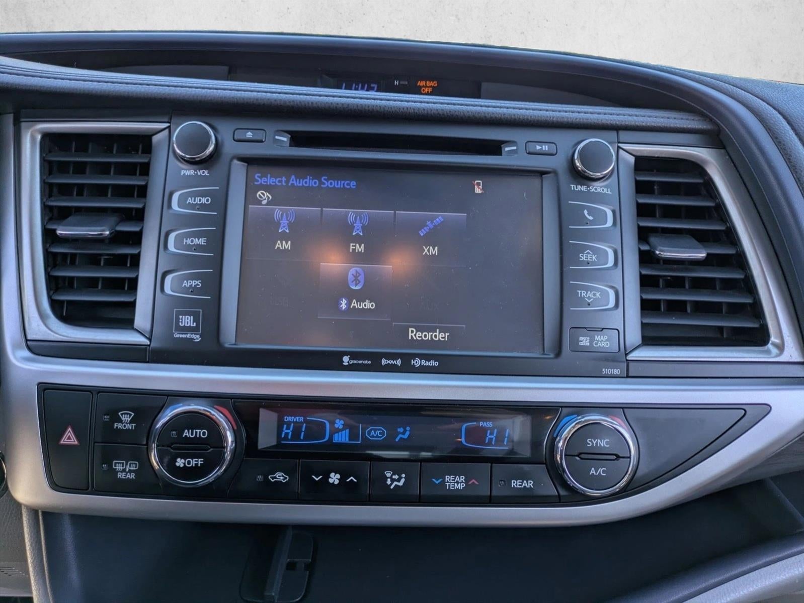 2017 Toyota Highlander Limited Platinum V6 FWD (Natl)