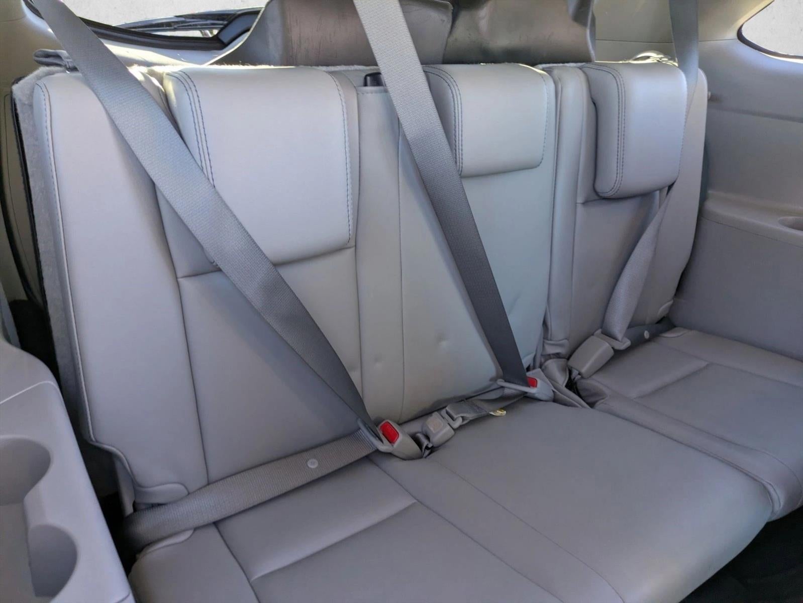 2017 Toyota Highlander Limited Platinum V6 FWD (Natl)