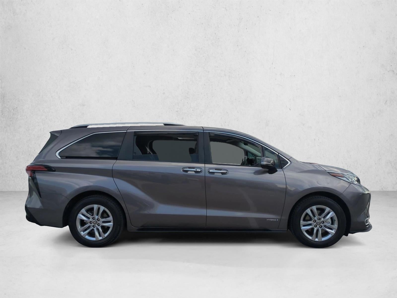 2021 Toyota Sienna Limited FWD 7-Passenger (GS)