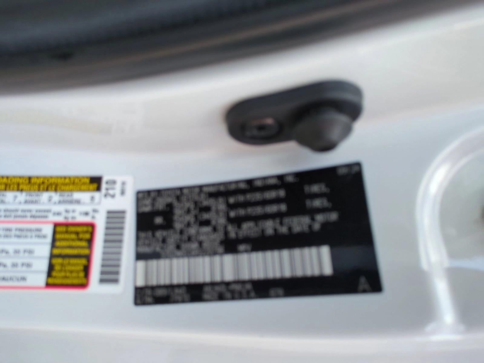 2024 Toyota Sienna Limited FWD 7-Passenger (Natl)