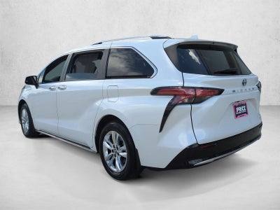 2024 Toyota Sienna Limited FWD 7-Passenger (Natl)