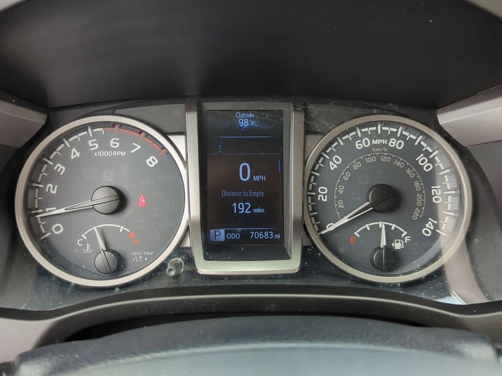 2019 Toyota Tacoma 2WD 2WD SR5 Double Cab 5' Bed I4 AT (SE)