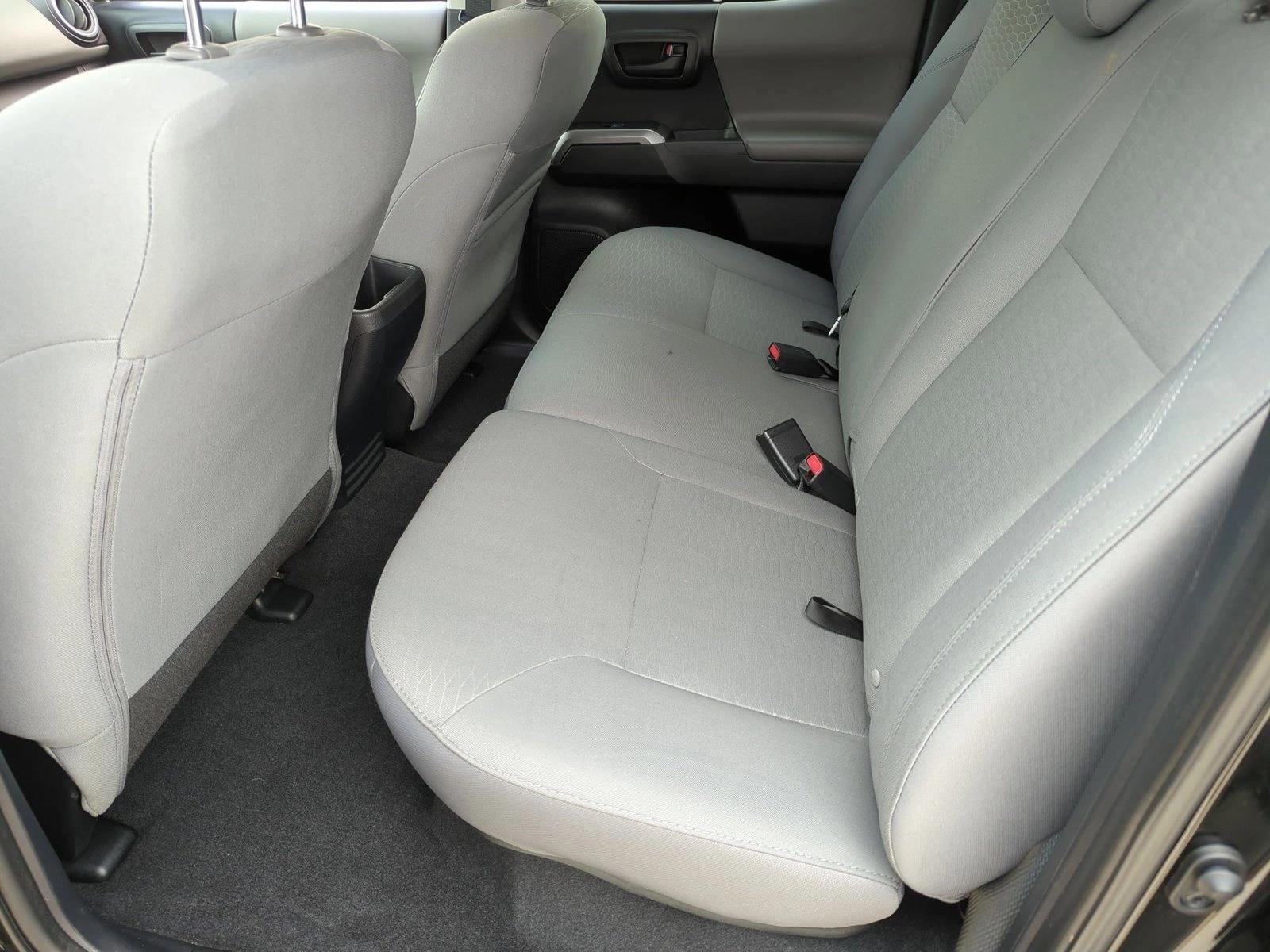 2019 Toyota Tacoma 2WD 2WD SR5 Double Cab 5' Bed I4 AT (SE)
