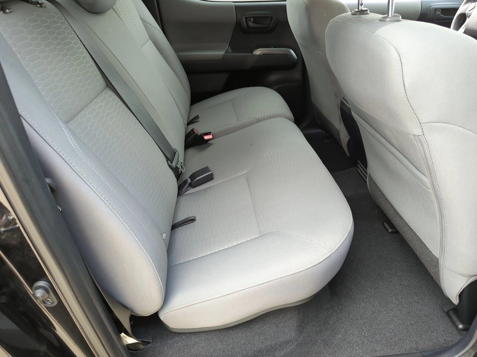 2019 Toyota Tacoma 2WD 2WD SR5 Double Cab 5' Bed I4 AT (SE)