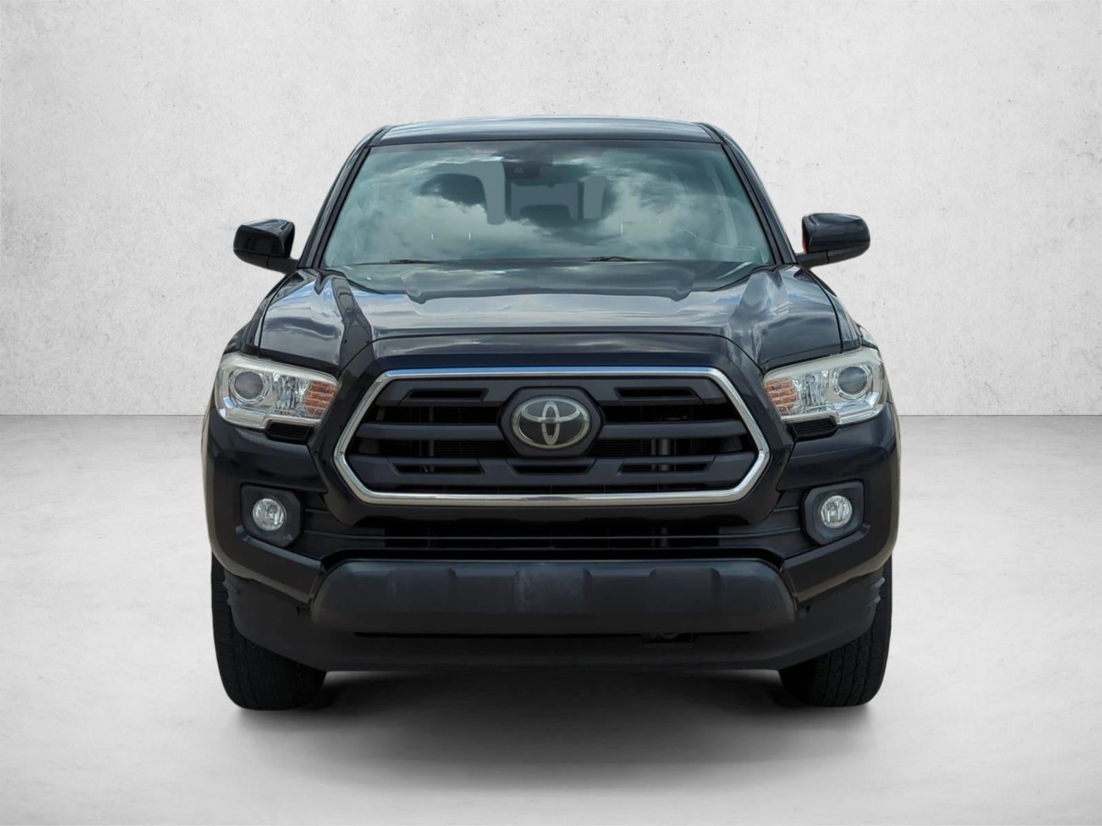 2019 Toyota Tacoma 2WD 2WD SR5 Double Cab 5' Bed I4 AT (SE)