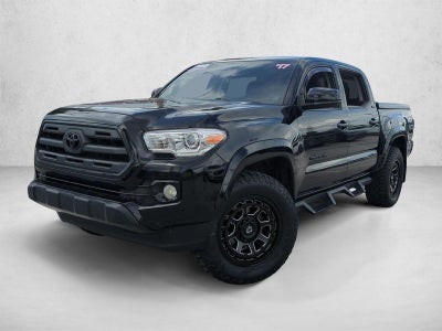 2017 Toyota Tacoma SR5 Double Cab 5' Bed V6 4x2 AT (GS)