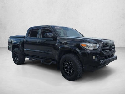 2017 Toyota Tacoma SR5 Double Cab 5' Bed V6 4x2 AT (GS)