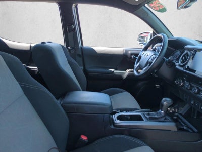 2020 Toyota Tacoma 4WD 4WD TRD Off Road Double Cab 5' Bed V6 AT (Natl)