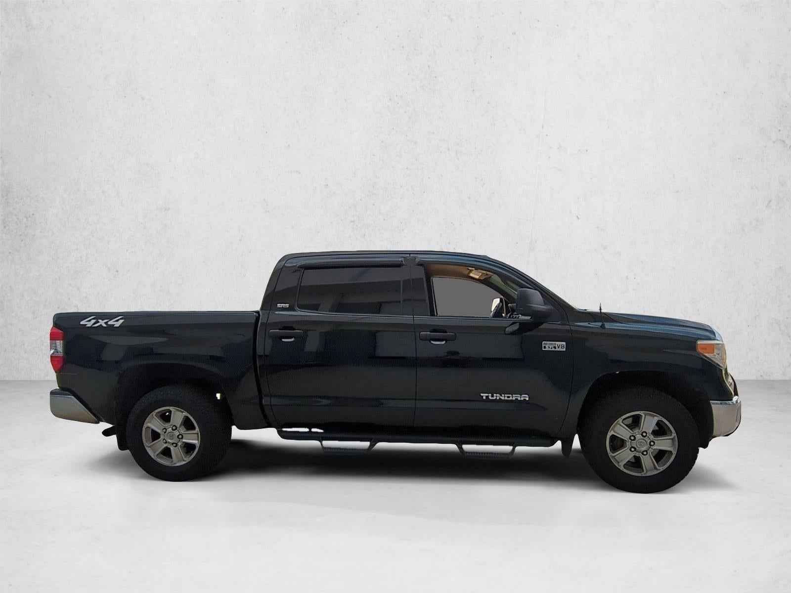 2016 Toyota Tundra 4WD Truck 4WD CrewMax Short Bed 5.7L FFV SR5 (Natl)