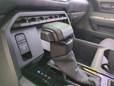 2025 Toyota Tundra 4WD 4WD SR CrewMax 5.5' Bed (Natl)