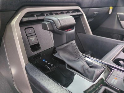 2024 Toyota Tundra 4WD 4WD SR5 CrewMax 5.5' Bed (Natl)