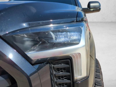 2025 Toyota Tundra 4WD 4WD SR5 CrewMax 5.5' Bed (SE)