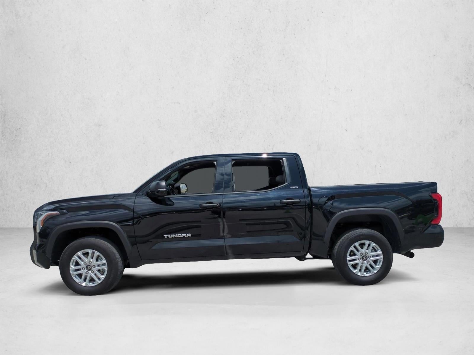 2025 Toyota Tundra 4WD 4WD SR5 CrewMax 5.5' Bed (Natl)