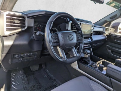 2025 Toyota Tundra 4WD 4WD SR5 CrewMax 5.5' Bed (SE)