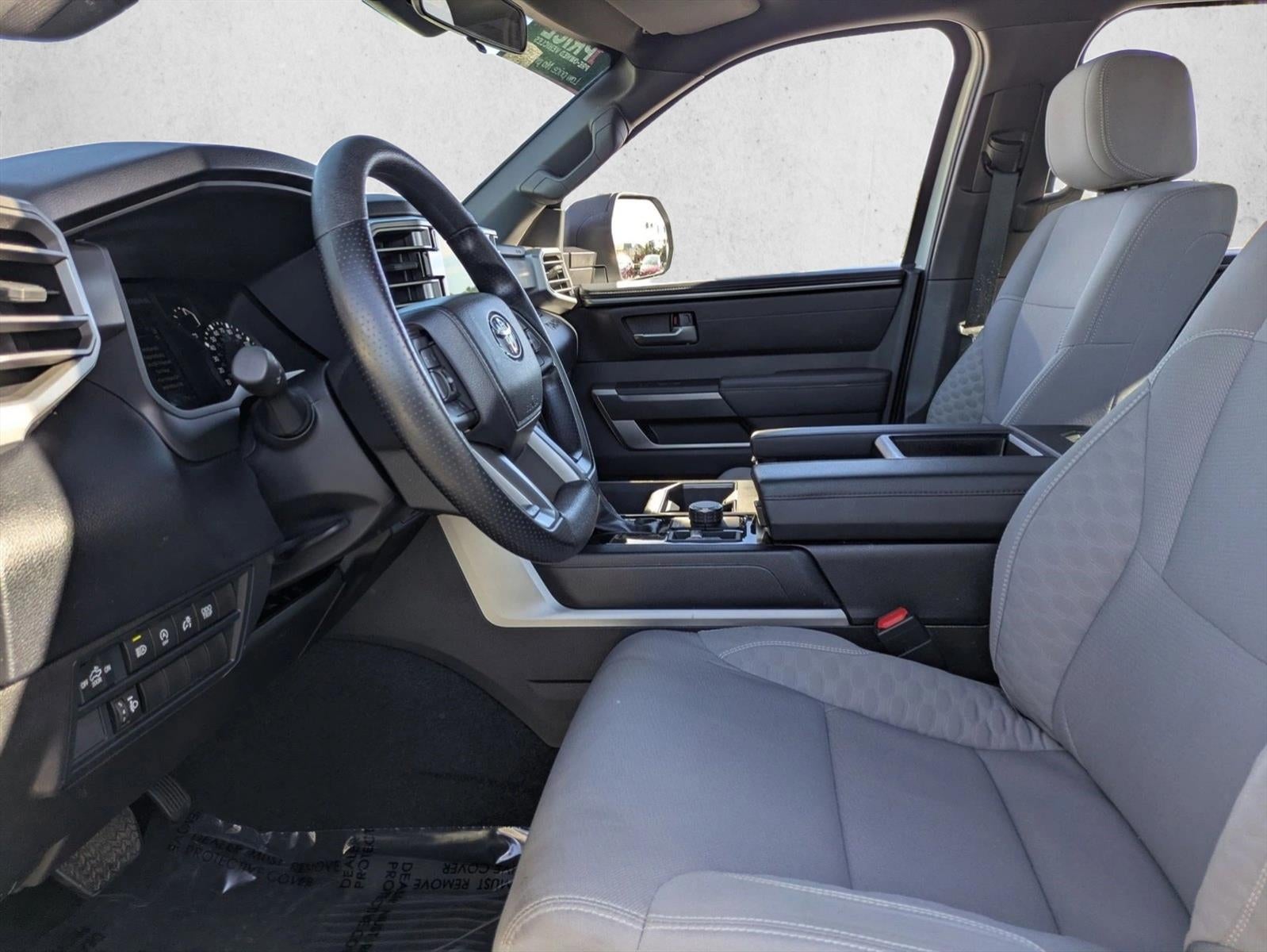 2025 Toyota Tundra 4WD 4WD SR5 CrewMax 5.5' Bed (SE)