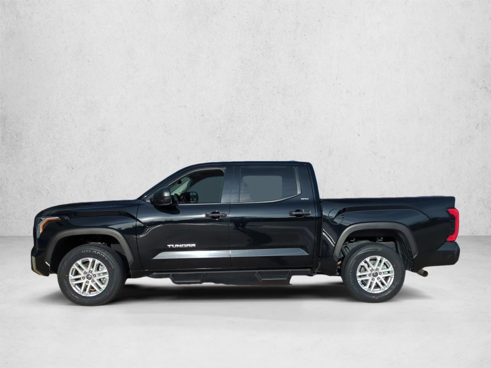 2024 Toyota Tundra 4WD 4WD SR5 CrewMax 5.5' Bed (SE)