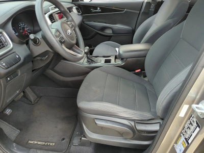 2017 Kia Sorento L FWD