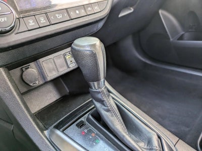 2016 Toyota Corolla 4dr Sdn CVT Auto LE (Natl)