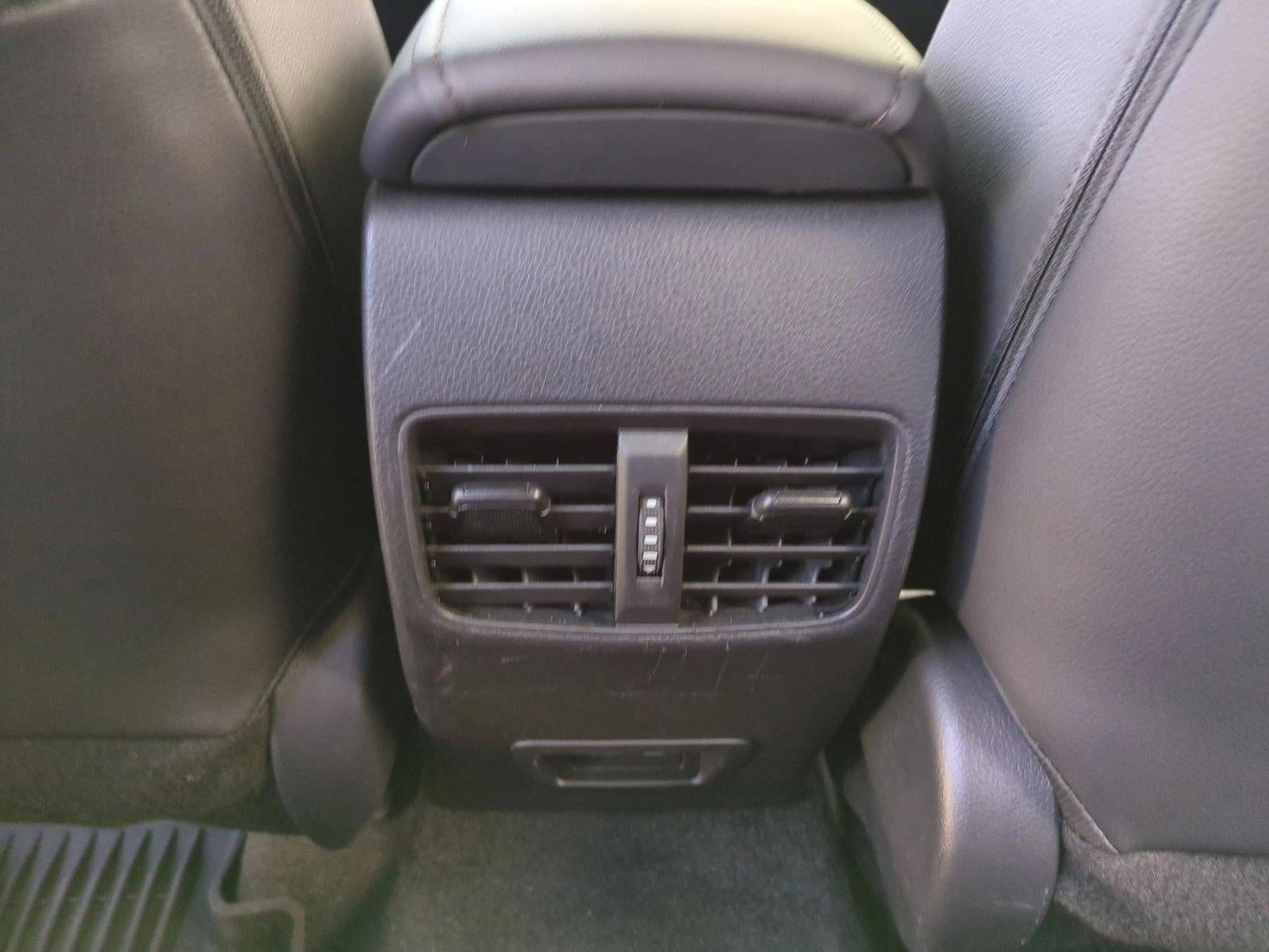 2024 Toyota Corolla Cross Hybrid XSE 4WD (Natl)