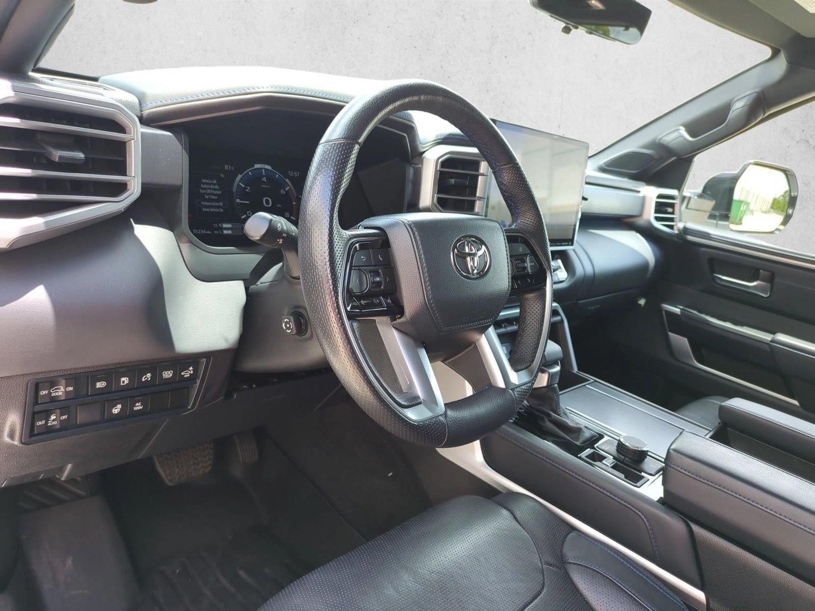 2024 Toyota Sequoia Platinum 4WD (Natl)