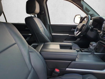 2024 Toyota Sequoia Platinum 4WD (Natl)