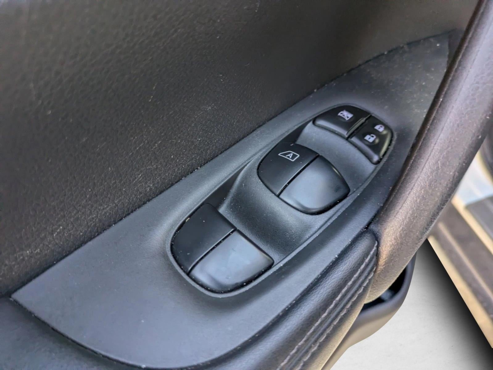 2020 Nissan Rogue AWD SV