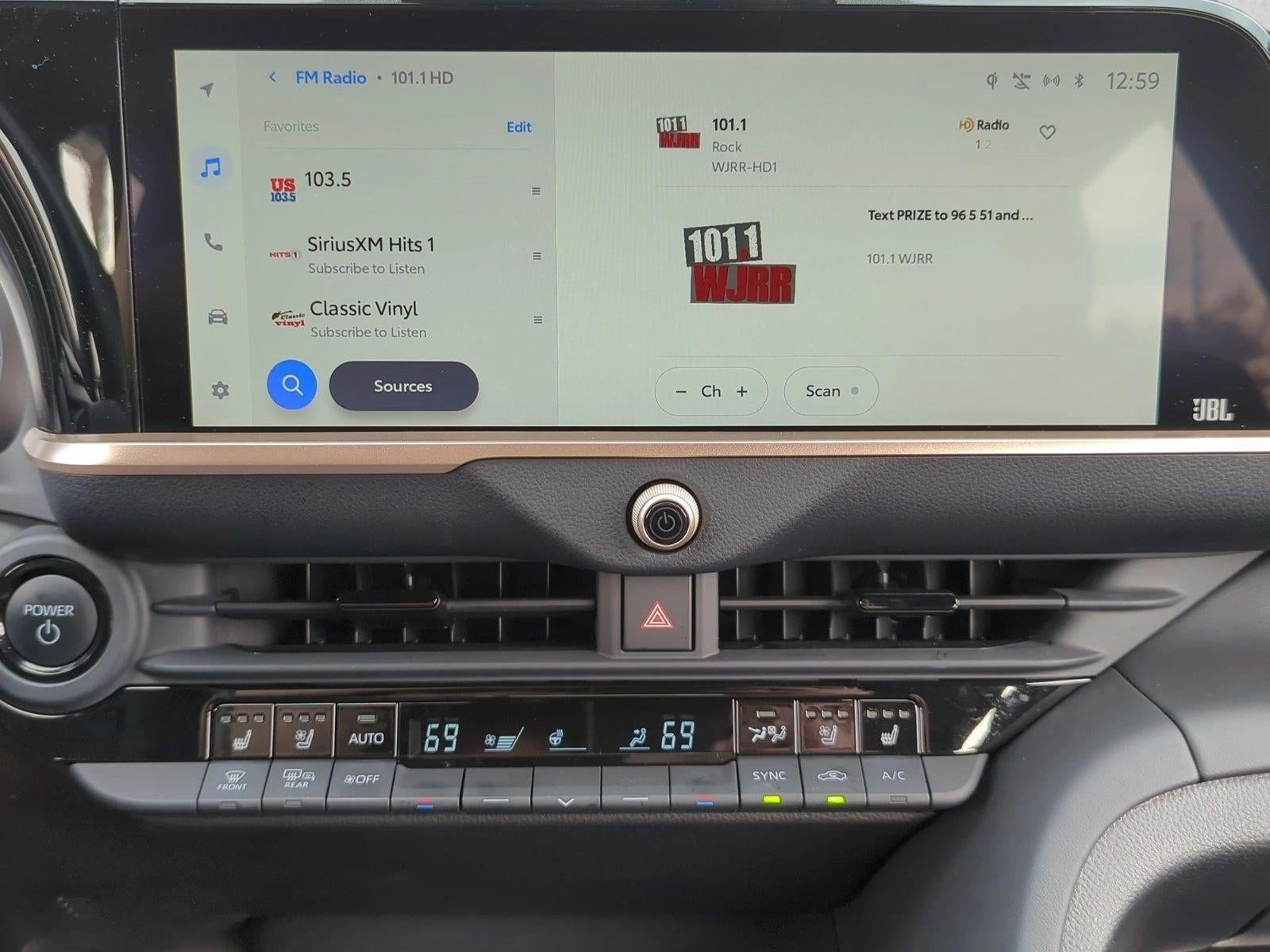 2023 Toyota Crown Limited AWD (Natl)