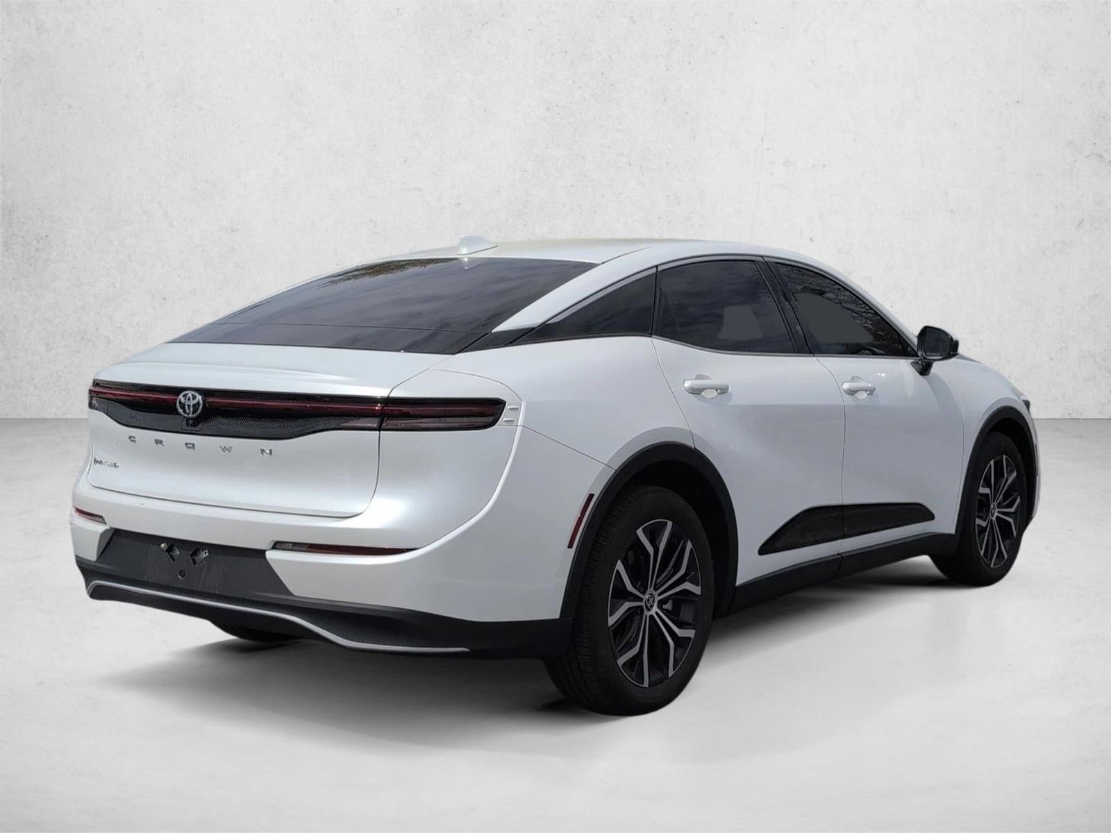 2024 Toyota Crown XLE AWD (Natl)