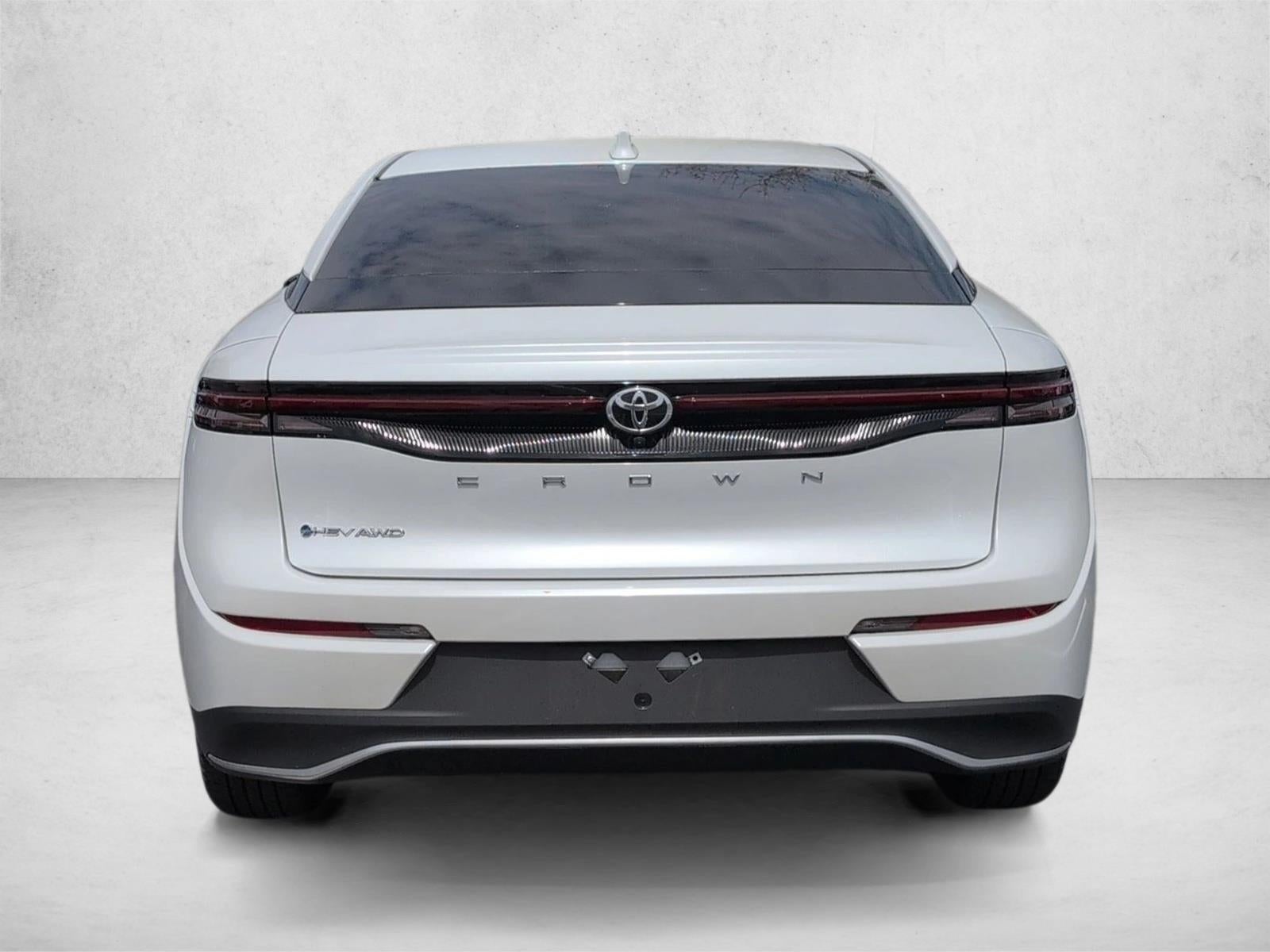 2024 Toyota Crown XLE AWD (Natl)