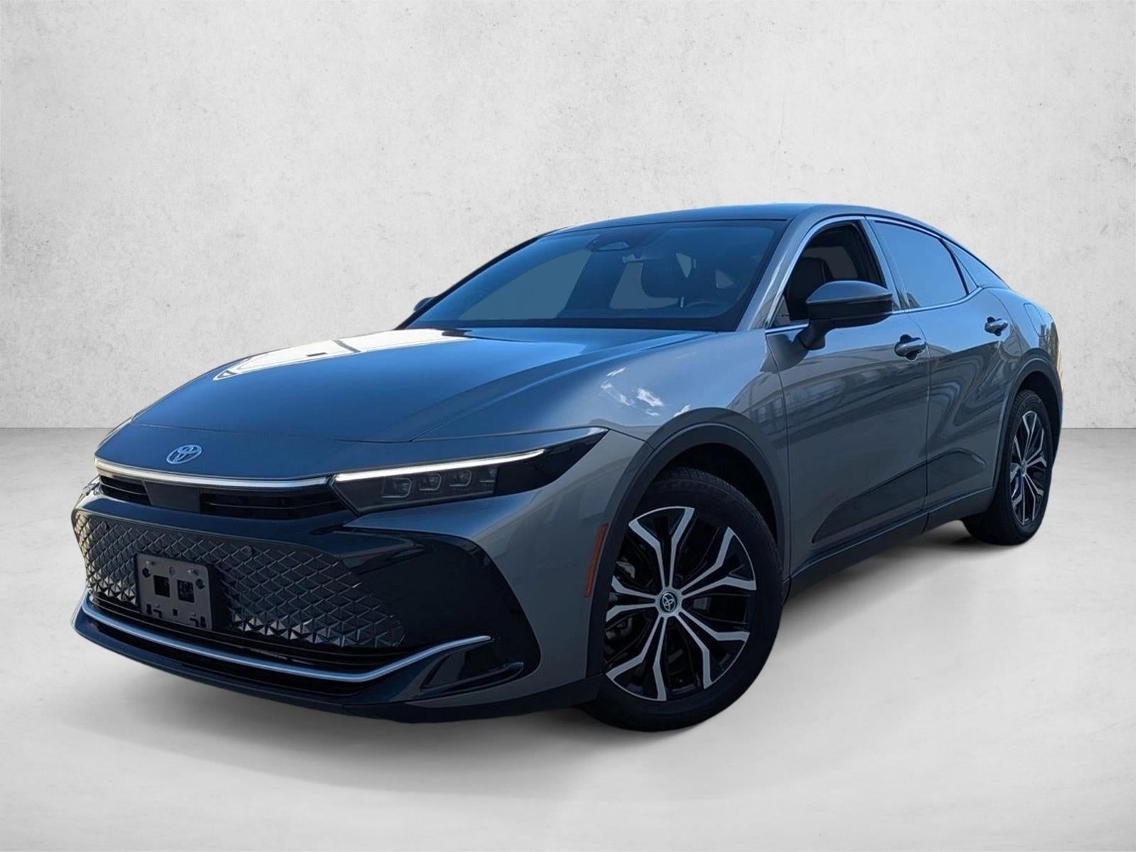 2023 Toyota Crown Limited AWD (Natl)