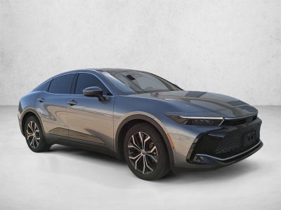 2023 Toyota Crown Limited AWD (Natl)