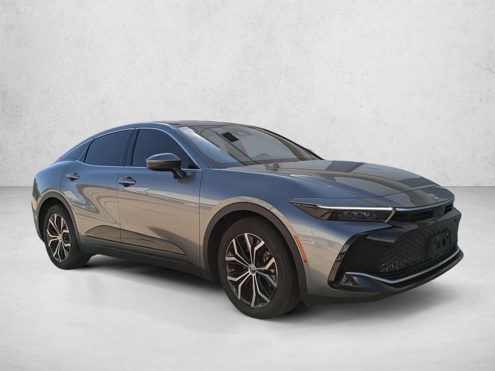 2023 Toyota Crown Limited AWD (Natl)