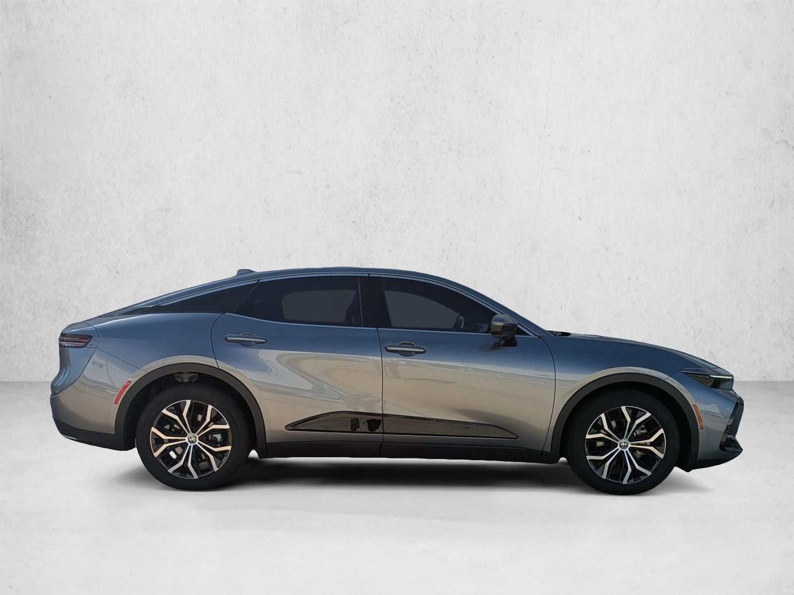 2023 Toyota Crown Limited AWD (Natl)