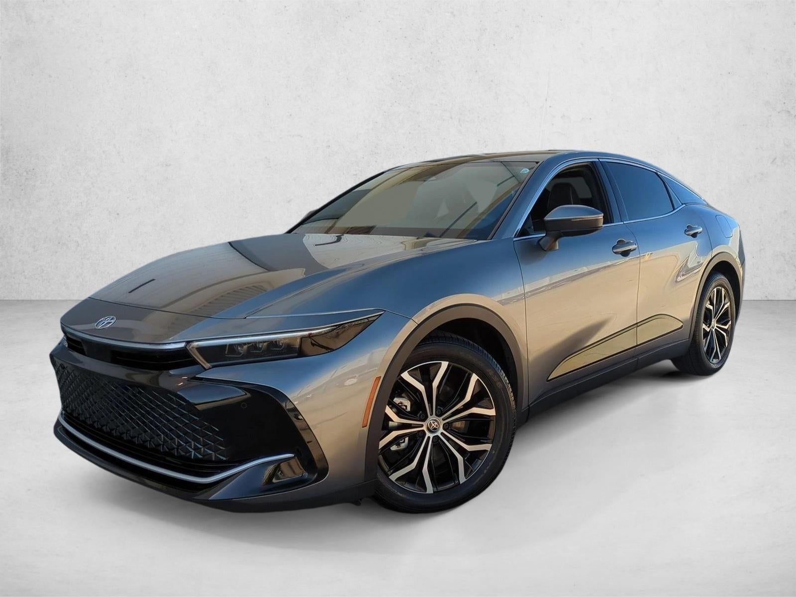 2023 Toyota Crown Limited AWD (Natl)