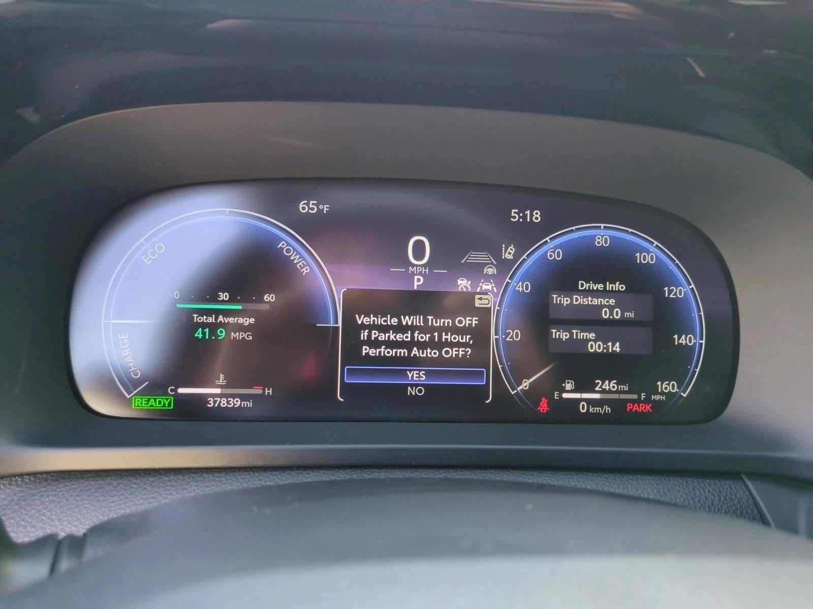 2023 Toyota Crown Limited AWD (Natl)