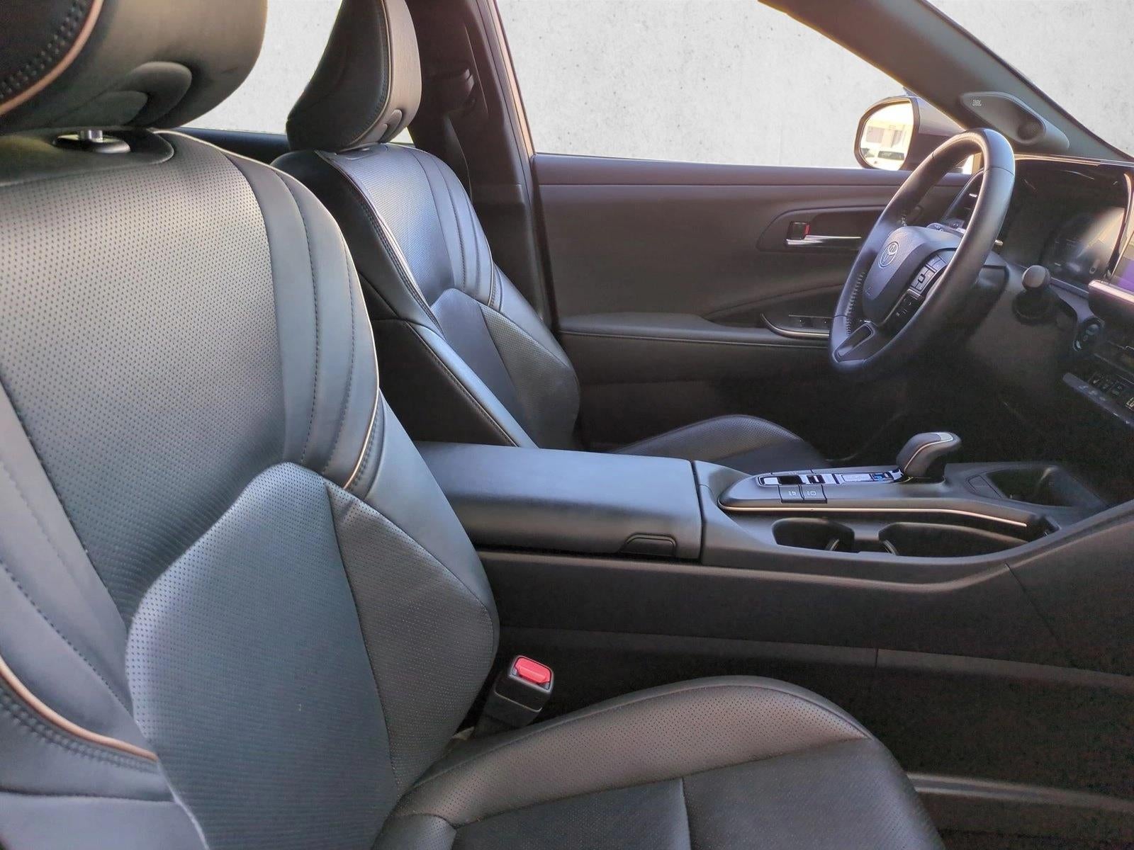 2023 Toyota Crown Limited AWD (Natl)