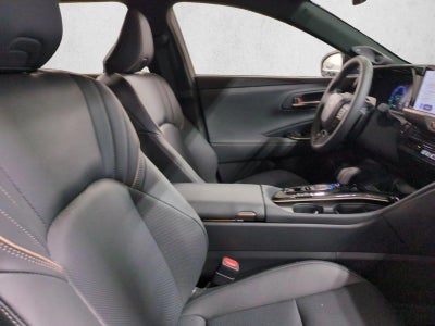 2026 Toyota Crown Signia Limited AWD (Natl)