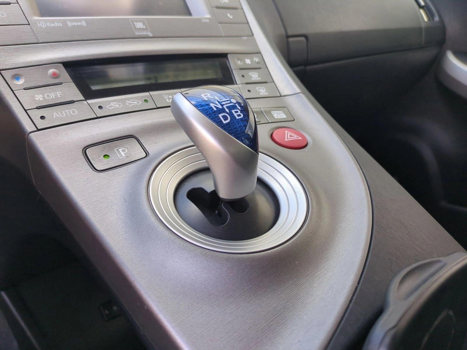 2014 Toyota Prius 5dr HB Five (Natl)