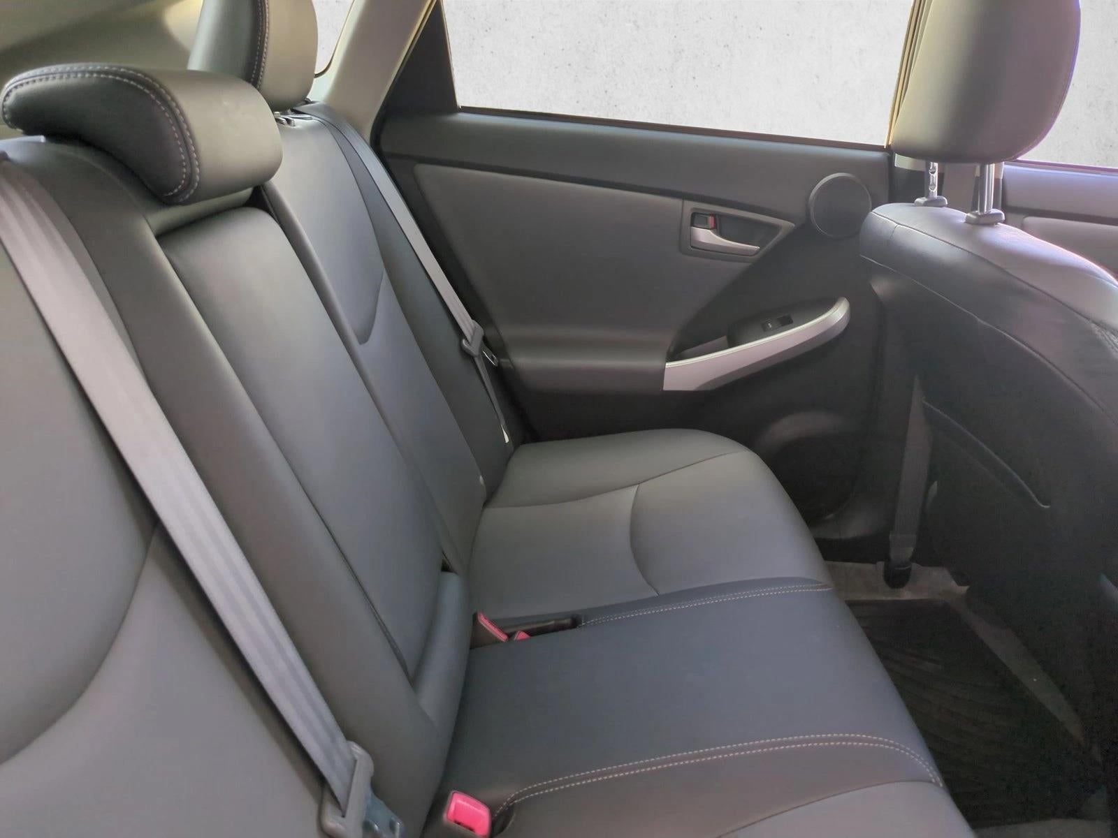 2014 Toyota Prius 5dr HB Five (Natl)