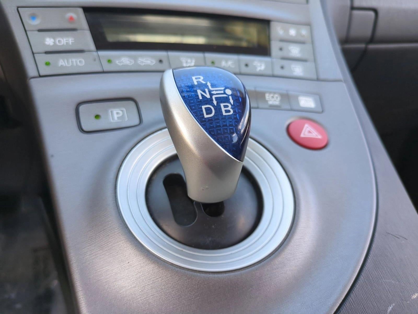 2015 Toyota Prius 5dr HB Two (SE)