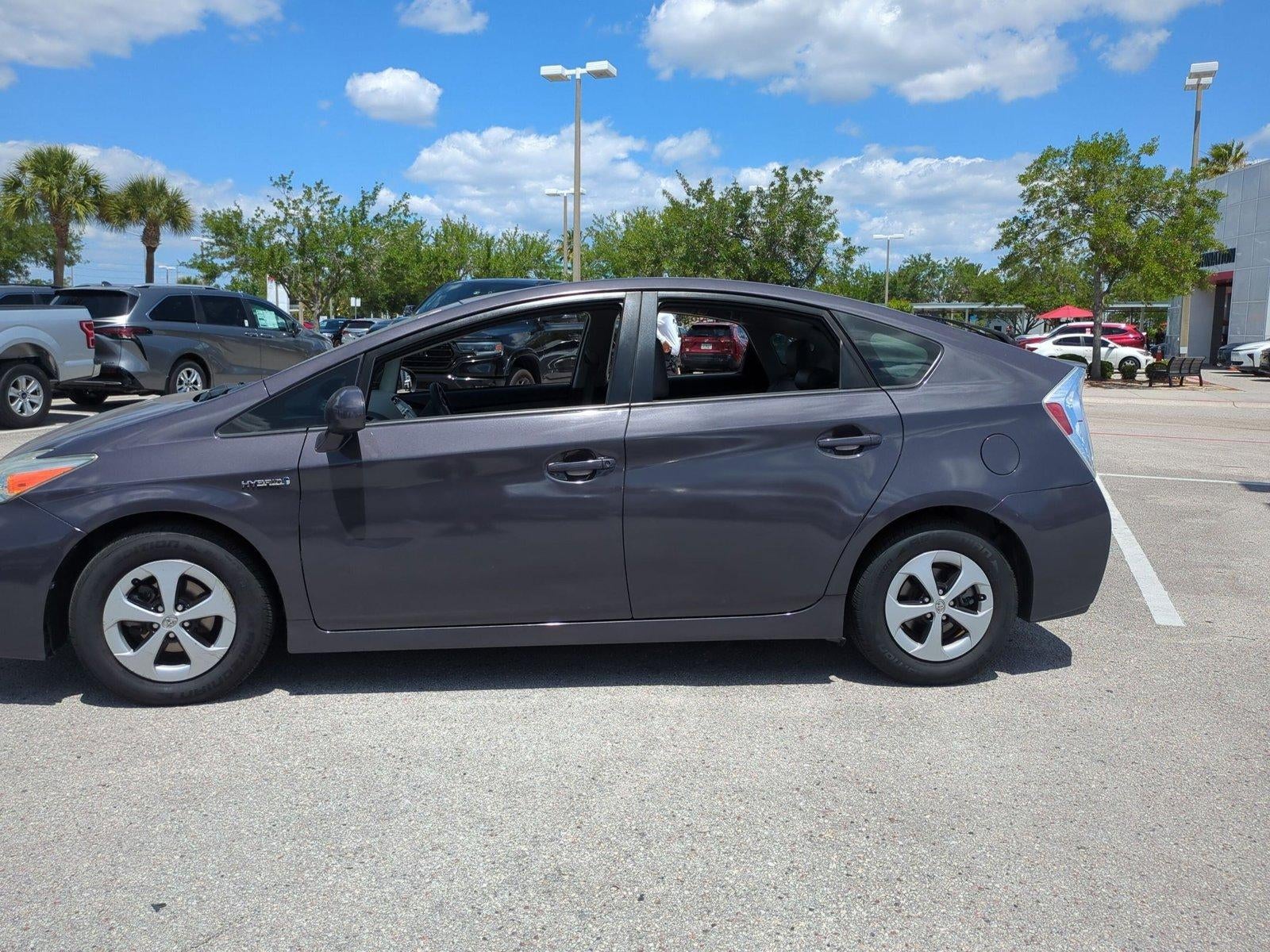 2015 Toyota Prius 5dr HB Two (SE)