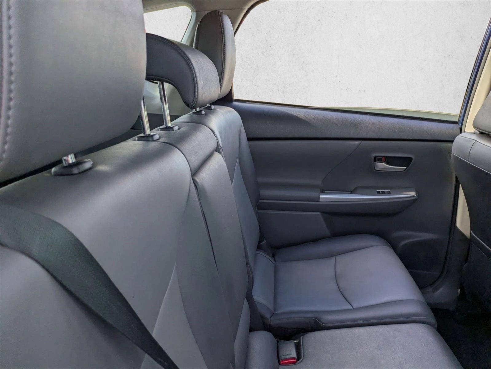 2012 Toyota Prius v 5dr Wgn Five (Natl)