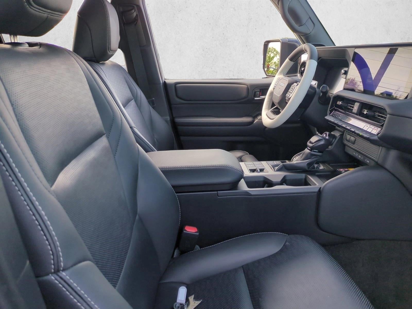 2025 Toyota Land Cruiser 4WD (GS)