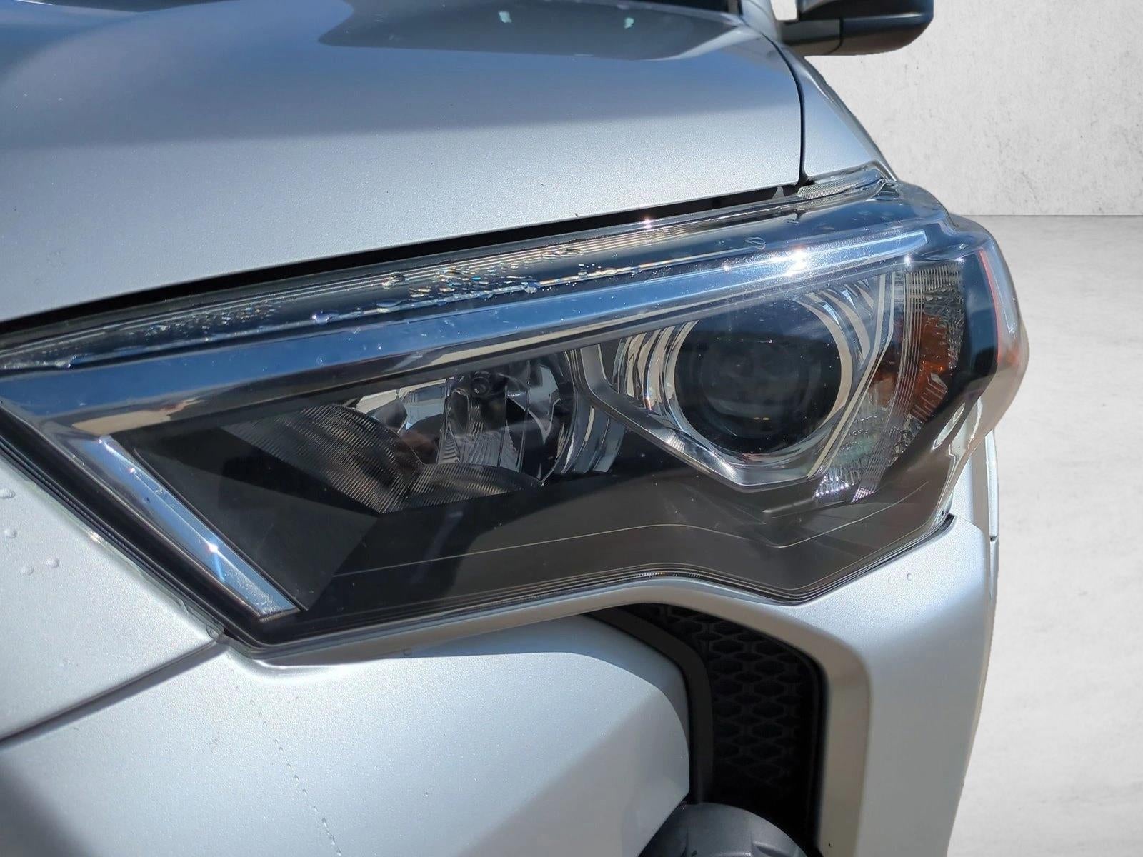 2021 Toyota 4Runner SR5 2WD (Natl)