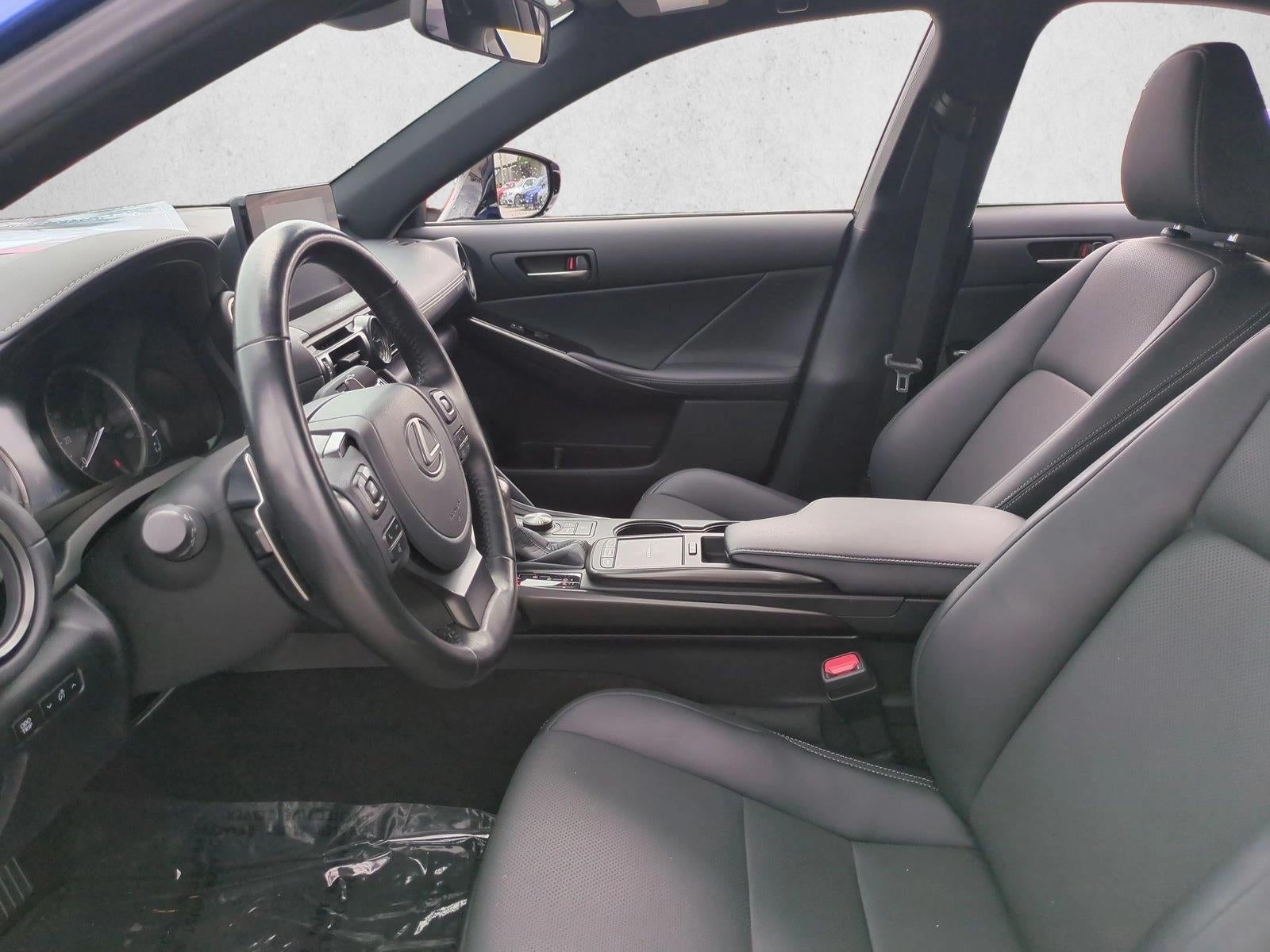 2025 Lexus IS 350 F SPORT Design RWD