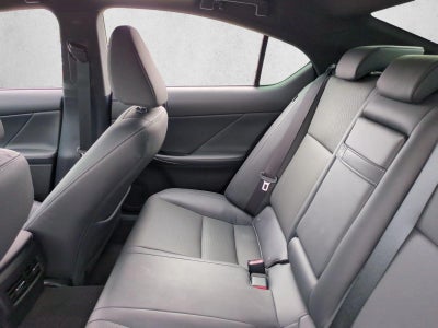 2025 Lexus IS 350 F SPORT Design RWD