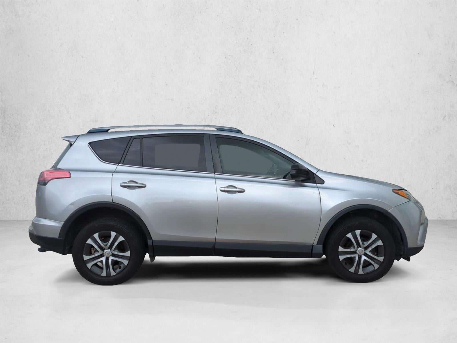 2018 Toyota RAV4 LE AWD (Natl)