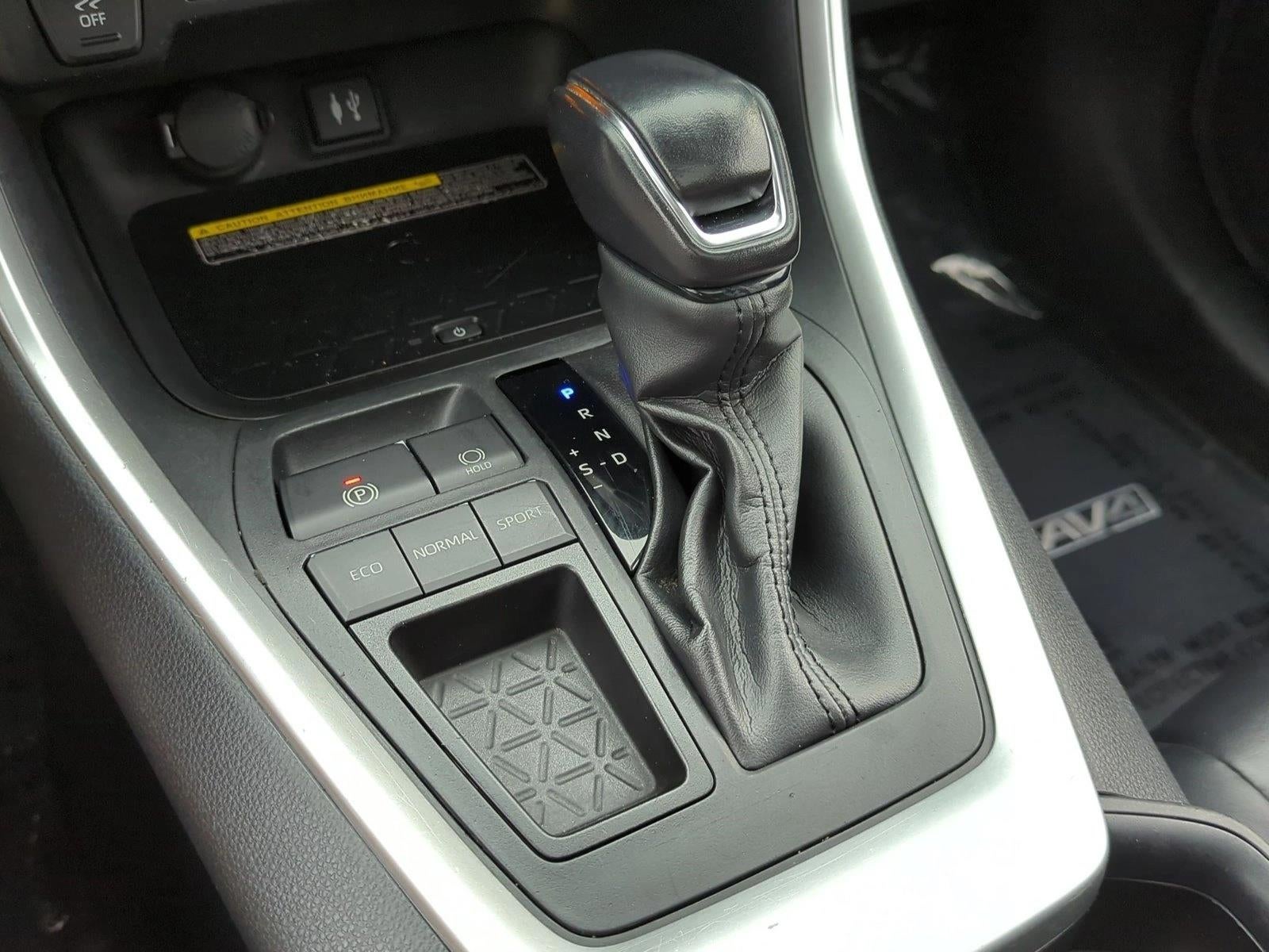 2019 Toyota RAV4 XLE Premium FWD (Natl)